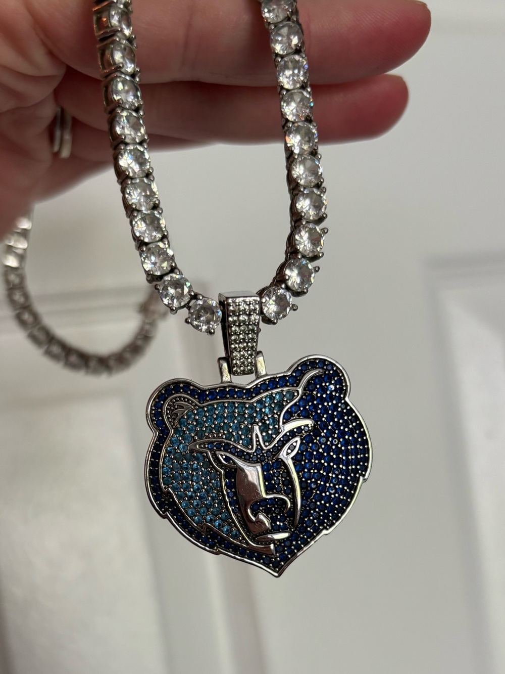 Memphis Grizzlies Pendant with Chain